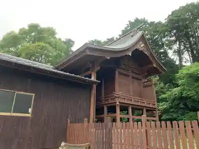 国片主神社の本殿・本堂