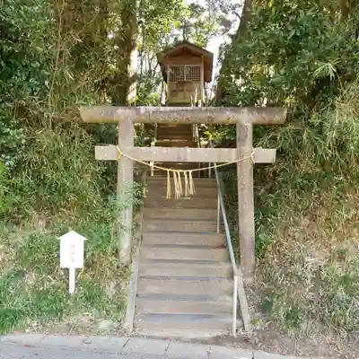 八幡神社の鳥居