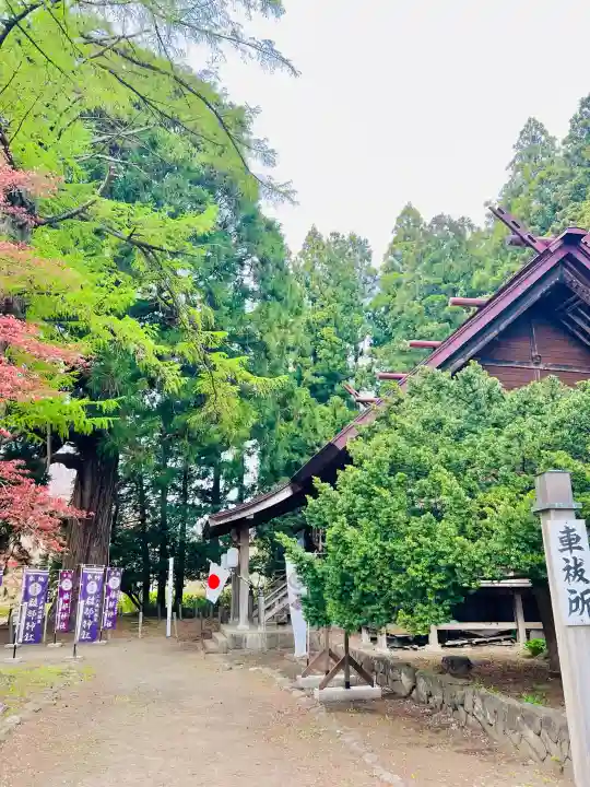 糠部神社の{uncategorized: "未分類", other: "その他", undefined: "問題あり", building: "その他建物", grave: "お墓", sacred_gate: "鳥居", guardian: "狛犬", statue: "像", buddha: "仏像", history: "歴史", nature: "自然", garden: "庭園", animal: "動物", pagoda: "塔", temizu: "手水舎", mountain_gate: "山門・神門", sanctuary: "本殿・本堂", subordinate: "末社・摂社", art: "芸術", scenery: "景色", jizo: "地蔵", ema: "絵馬", goshuin: "御朱印", omikuji: "おみくじ", items: "授与品その他", amulet: "お守り", goshuincho: "御朱印帳", eats: "食事", festival: "お祭り", votive_dance: "神楽", shichigosan: "七五三参", wedding: "結婚式", experience: "体験その他", initially: "初詣", around: "周辺", anti_infection: "感染症対策"}