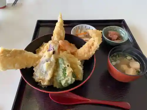 白石神社（若狭彦神社境外末社）の食事