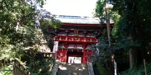 久能山東照宮の山門