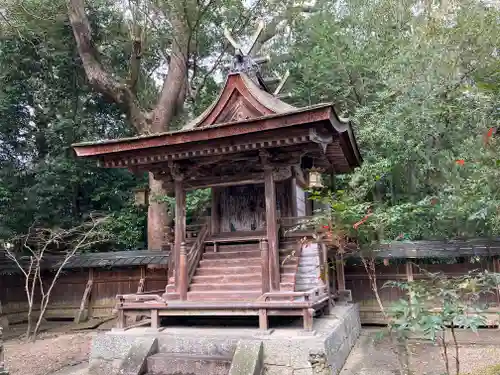 小泉神社の本殿