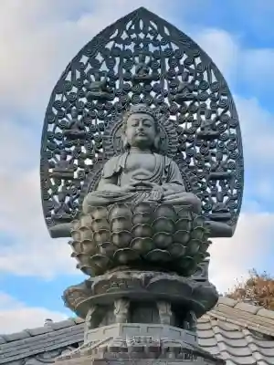 林昌寺の{uncategorized: "未分類", other: "その他", undefined: "問題あり", building: "その他建物", grave: "お墓", sacred_gate: "鳥居", guardian: "狛犬", statue: "像", buddha: "仏像", history: "歴史", nature: "自然", garden: "庭園", animal: "動物", pagoda: "塔", temizu: "手水舎", mountain_gate: "山門・神門", sanctuary: "本殿・本堂", subordinate: "末社・摂社", art: "芸術", scenery: "景色", jizo: "地蔵", ema: "絵馬", goshuin: "御朱印", omikuji: "おみくじ", items: "授与品その他", amulet: "お守り", goshuincho: "御朱印帳", eats: "食事", festival: "お祭り", votive_dance: "神楽", shichigosan: "七五三参", wedding: "結婚式", experience: "体験その他", initially: "初詣", around: "周辺", anti_infection: "感染症対策"}