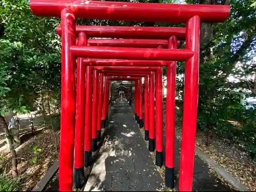 鎮守氷川神社の鳥居