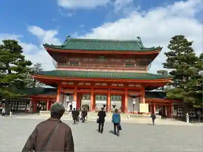 平安神宮の山門・神門