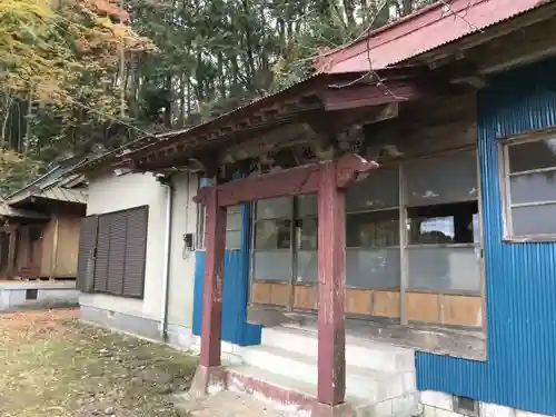 熱田神社の本殿