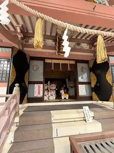 今戸神社の{uncategorized: "未分類", other: "その他", undefined: "問題あり", building: "その他建物", grave: "お墓", sacred_gate: "鳥居", guardian: "狛犬", statue: "像", buddha: "仏像", history: "歴史", nature: "自然", garden: "庭園", animal: "動物", pagoda: "塔", temizu: "手水舎", mountain_gate: "山門・神門", sanctuary: "本殿・本堂", subordinate: "末社・摂社", art: "芸術", scenery: "景色", jizo: "地蔵", ema: "絵馬", goshuin: "御朱印", omikuji: "おみくじ", items: "授与品その他", amulet: "お守り", goshuincho: "御朱印帳", eats: "食事", festival: "お祭り", votive_dance: "神楽", shichigosan: "七五三参", wedding: "結婚式", experience: "体験その他", initially: "初詣", around: "周辺", anti_infection: "感染症対策"}
