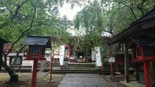 正一位 若草稲荷神社の本殿・本堂