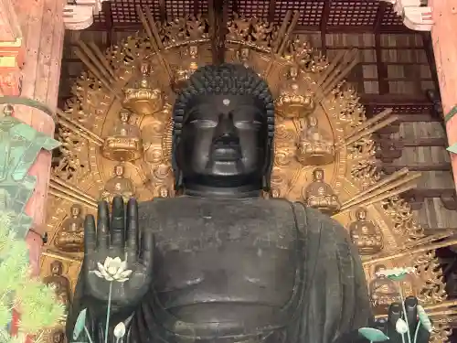 東大寺の{uncategorized: "未分類", other: "その他", undefined: "問題あり", building: "その他建物", grave: "お墓", sacred_gate: "鳥居", guardian: "狛犬", statue: "像", buddha: "仏像", history: "歴史", nature: "自然", garden: "庭園", animal: "動物", pagoda: "塔", temizu: "手水舎", mountain_gate: "山門・神門", sanctuary: "本殿・本堂", subordinate: "末社・摂社", art: "芸術", scenery: "景色", jizo: "地蔵", ema: "絵馬", goshuin: "御朱印", omikuji: "おみくじ", items: "授与品その他", amulet: "お守り", goshuincho: "御朱印帳", eats: "食事", festival: "お祭り", votive_dance: "神楽", shichigosan: "七五三参", wedding: "結婚式", experience: "体験その他", initially: "初詣", around: "周辺", anti_infection: "感染症対策"}