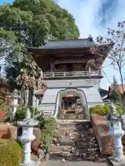 浄円寺の山門