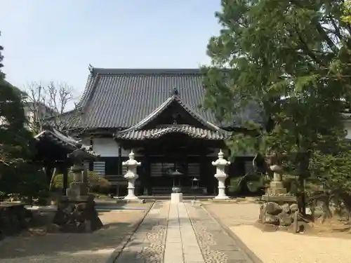 東昌寺の本殿