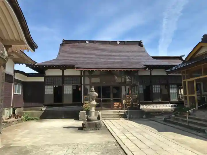 天徳寺の本殿・本堂