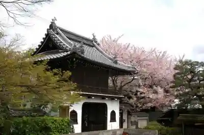 元慶寺の山門・神門