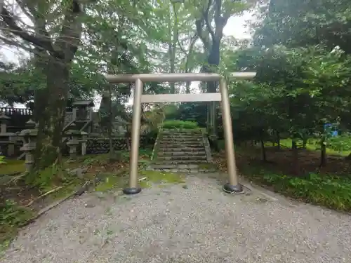 若宮神明社の鳥居