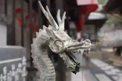 海龍寺の手水舎