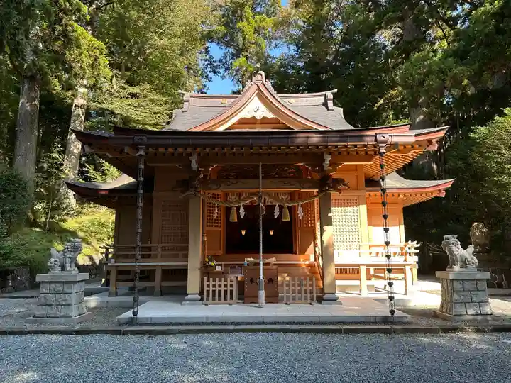 須山浅間神社の本殿・本堂