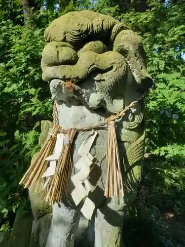 中川熊野神社の狛犬