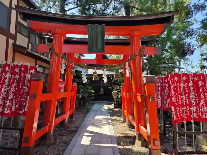 陣屋稲荷神社(岐阜県)