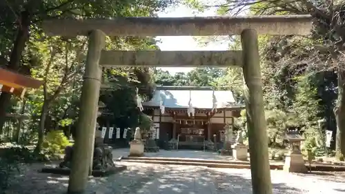 三ケ尻八幡神社の鳥居