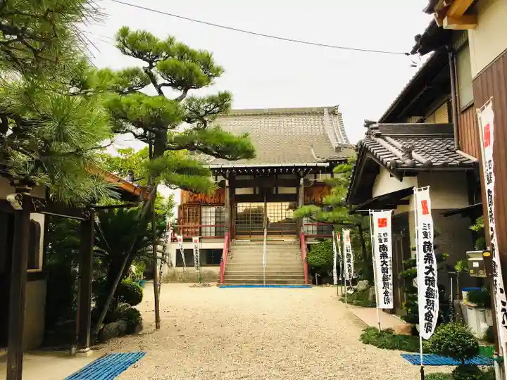 田村寺の本殿・本堂