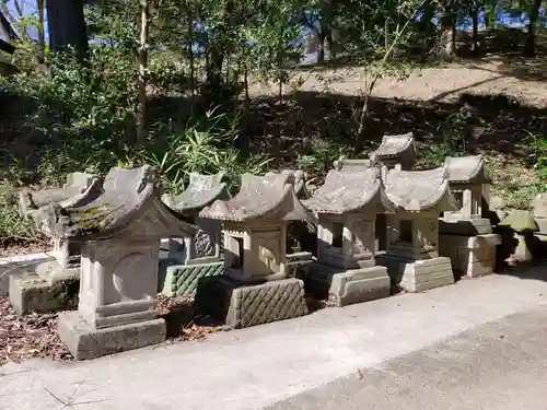 八雲神社(緑町)の末社