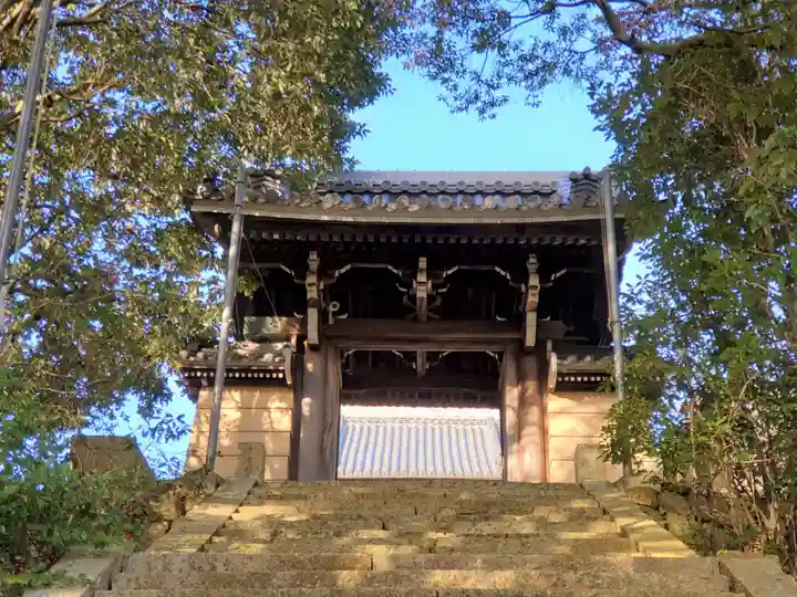 報恩寺の山門・神門
