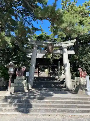 琴彈八幡宮の鳥居