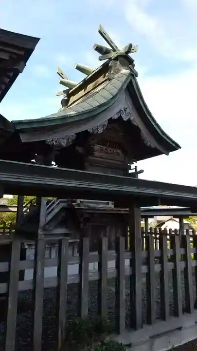 来栖神社の本殿・本堂
