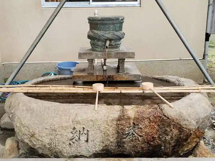 猪名野神社の手水舎