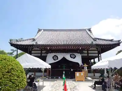 阿弥陀寺の本殿・本堂