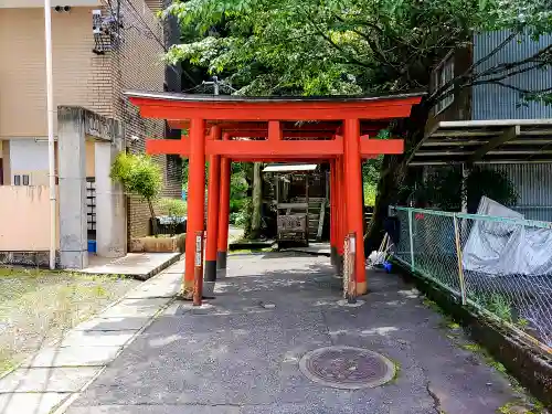 美峰稲荷神社の鳥居