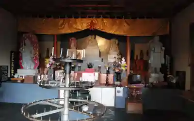 若杉観音堂の本殿・本堂