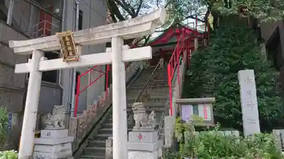 三田春日神社の鳥居