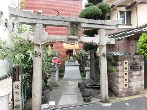 松乃木神社の鳥居