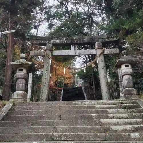 瀧山東照宮の鳥居