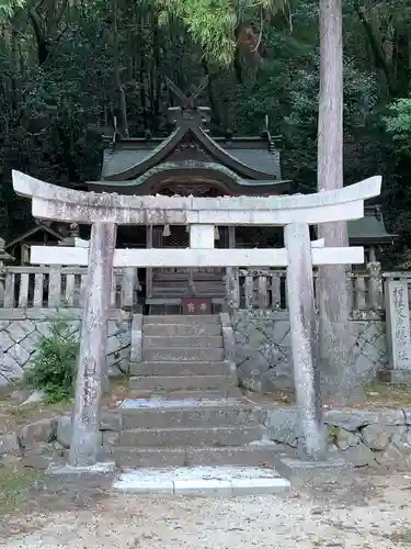 下谷上天津彦根神社の鳥居