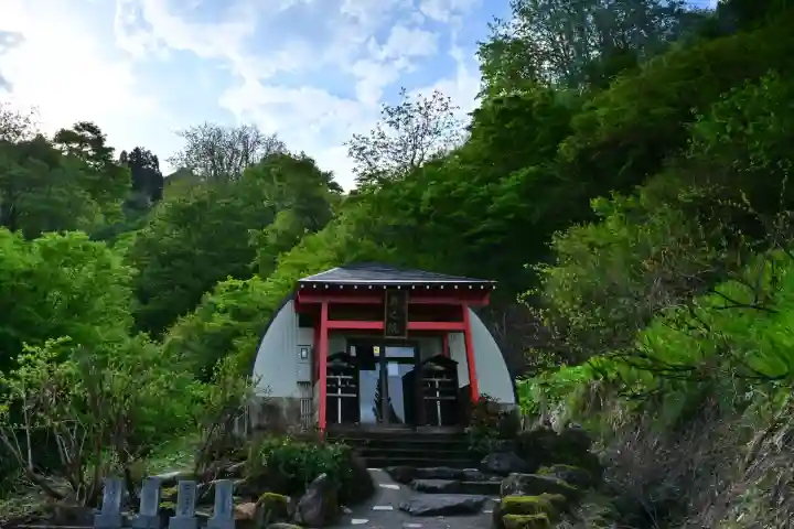 高龍神社 奥之院(新潟県)
