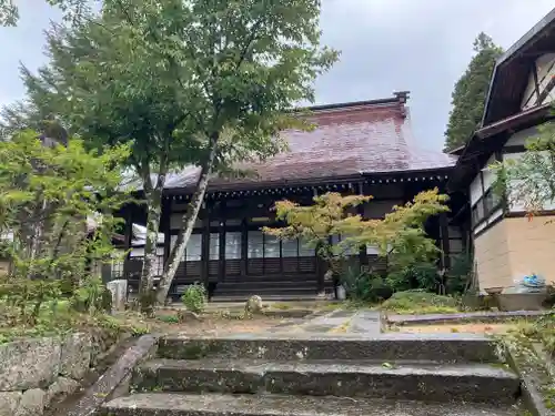 洞雲院の本殿