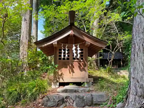 甲波宿禰神社の末社・摂社