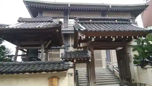 常徳寺の山門