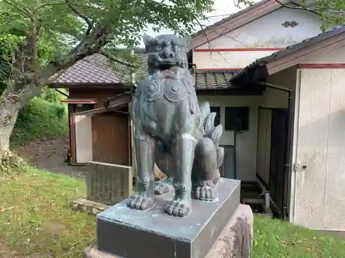 天御中主神社の狛犬