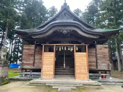 魚沼神社の本殿・本堂