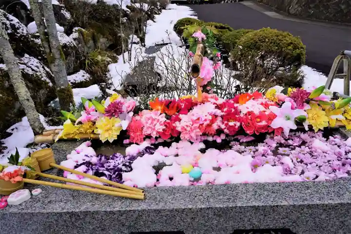 陽林寺の手水舎