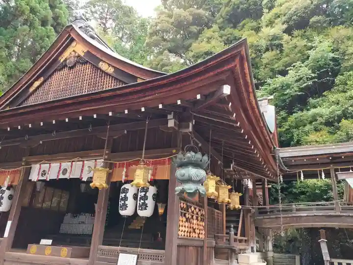 日牟禮八幡宮の本殿・本堂
