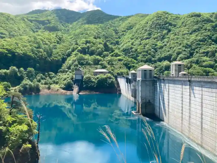 日向見薬師堂の周辺