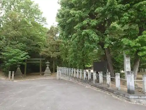 神明社（小間町）のその他建物