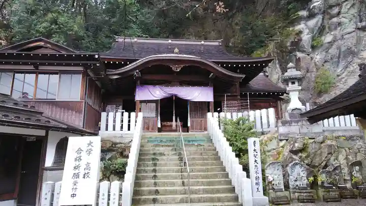 不動寺の本殿・本堂