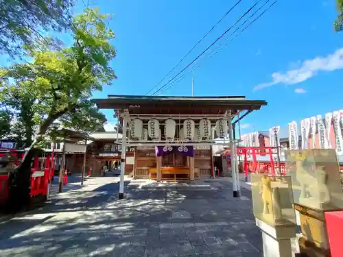 千代保稲荷神社の建物その他