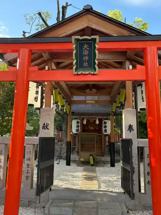 生田神社の{uncategorized: "未分類", other: "その他", undefined: "問題あり", building: "その他建物", grave: "お墓", sacred_gate: "鳥居", guardian: "狛犬", statue: "像", buddha: "仏像", history: "歴史", nature: "自然", garden: "庭園", animal: "動物", pagoda: "塔", temizu: "手水舎", mountain_gate: "山門・神門", sanctuary: "本殿・本堂", subordinate: "末社・摂社", art: "芸術", scenery: "景色", jizo: "地蔵", ema: "絵馬", goshuin: "御朱印", omikuji: "おみくじ", items: "授与品その他", amulet: "お守り", goshuincho: "御朱印帳", eats: "食事", festival: "お祭り", votive_dance: "神楽", shichigosan: "七五三参", wedding: "結婚式", experience: "体験その他", initially: "初詣", around: "周辺", anti_infection: "感染症対策"}