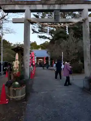谷山神社の{uncategorized: "未分類", other: "その他", undefined: "問題あり", building: "その他建物", grave: "お墓", sacred_gate: "鳥居", guardian: "狛犬", statue: "像", buddha: "仏像", history: "歴史", nature: "自然", garden: "庭園", animal: "動物", pagoda: "塔", temizu: "手水舎", mountain_gate: "山門・神門", sanctuary: "本殿・本堂", subordinate: "末社・摂社", art: "芸術", scenery: "景色", jizo: "地蔵", ema: "絵馬", goshuin: "御朱印", omikuji: "おみくじ", items: "授与品その他", amulet: "お守り", goshuincho: "御朱印帳", eats: "食事", festival: "お祭り", votive_dance: "神楽", shichigosan: "七五三参", wedding: "結婚式", experience: "体験その他", initially: "初詣", around: "周辺", anti_infection: "感染症対策"}